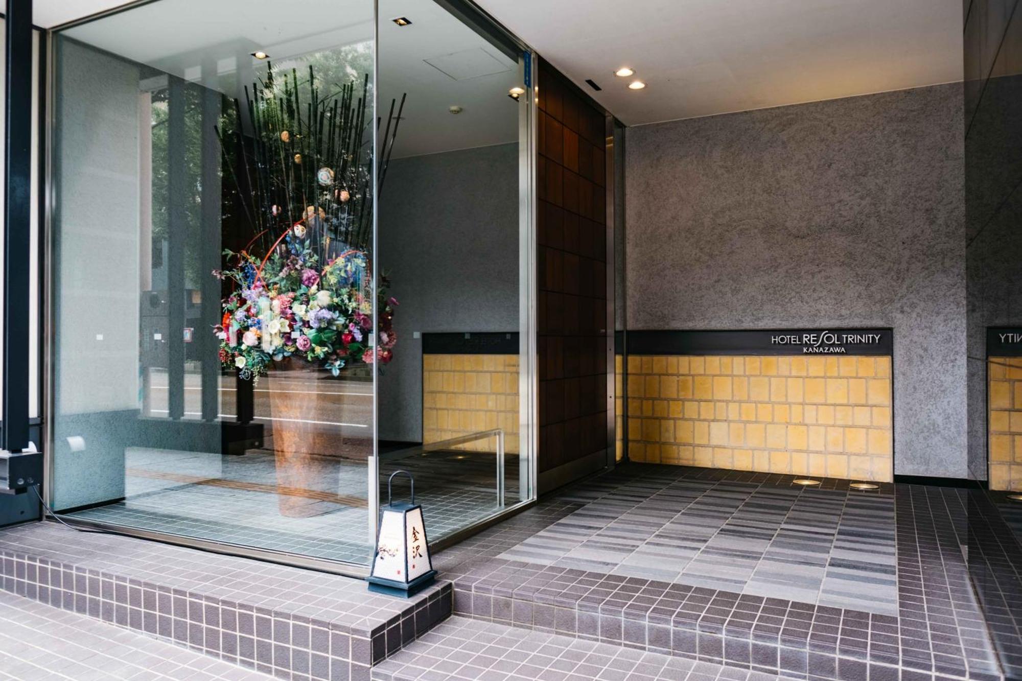 Hotel Resol Trinity Kanazawa Exteriör bild